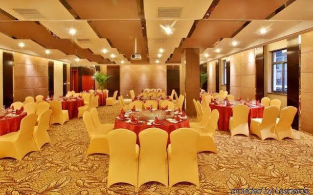 Minshan Yuanlin Grand Hotel