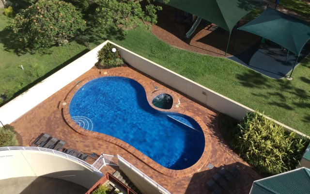 Kirribilli Riverfront Apartments