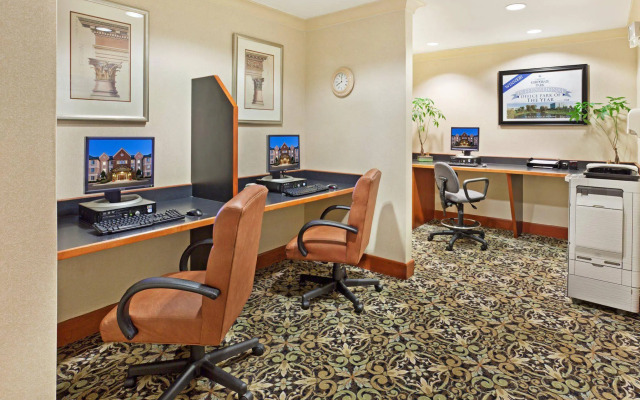 Staybridge Suites Charlotte Ballantyne by IHG