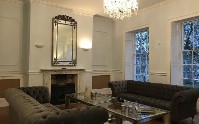 St James Square