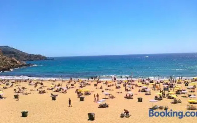 Cosy 1BR Studio Central Location