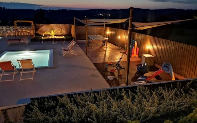 Aracelia Casas De Verano