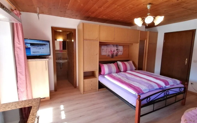 Beautiful Holiday Flat With Balcony in Bavaria