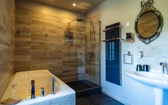 Les Deux Abbesses en Vert