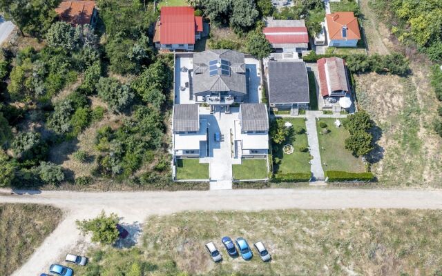 Mykoniatika Villas