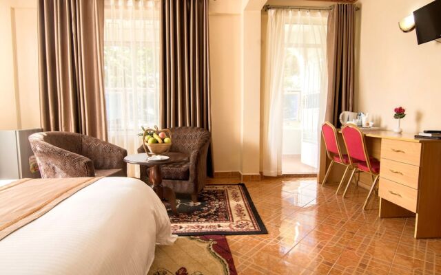 Mountain Breeze Hotel