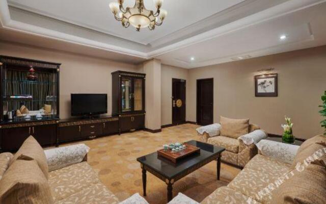 Fragrant Hill Empark Hotel