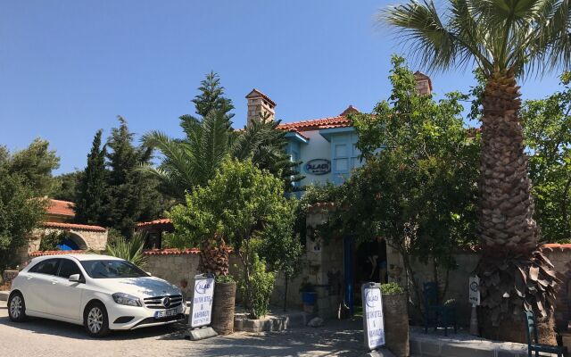 Aladi Hotel