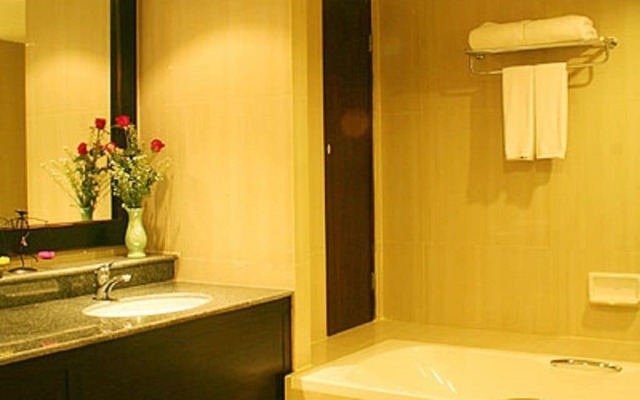 Summer Spring Hotel