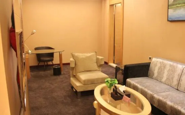 Holiday Sunshine Business Hotel
