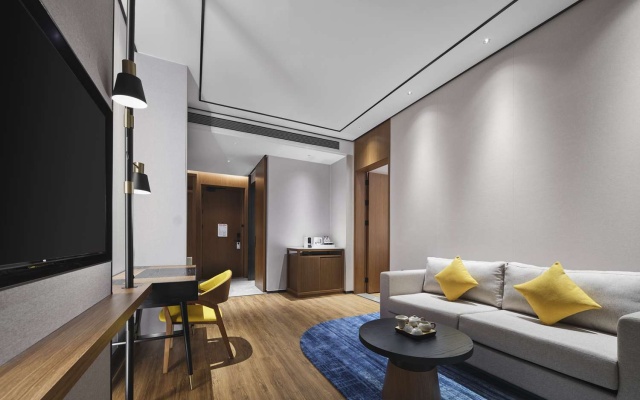 Hilton Garden Inn Huizhou North Railway Station – Guest Rooms – Huizhou