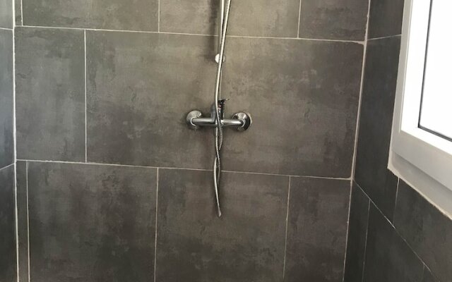 Wonderful Poolside Bungalow Perfect for 2 People