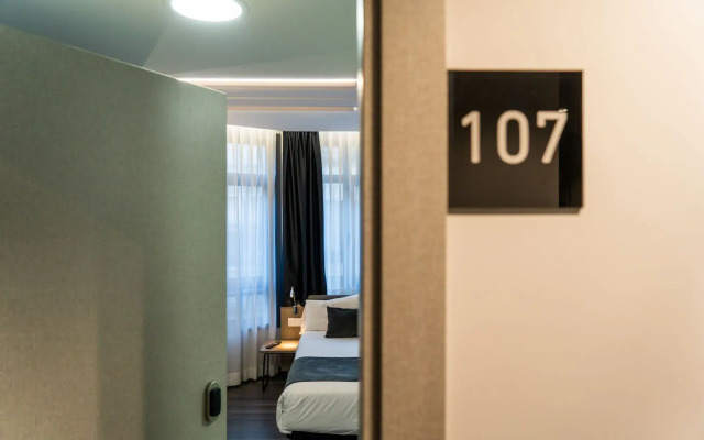 Lux Santiago Hotel