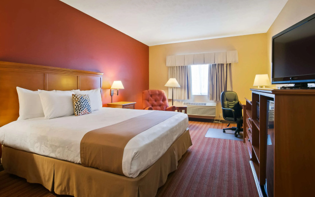 Best Western Plus The Inn at Horse Heaven