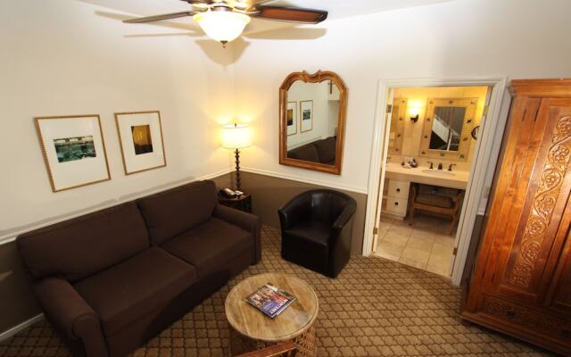 Cypress Inn