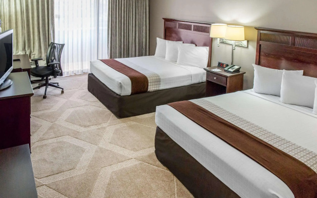 Clarion Hotel Orlando International Airport