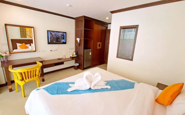 House of Wing Chun Theme Hotel and Restaurant