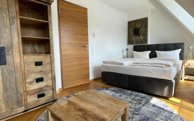 Modernes Apartment An der Frauenkirche II