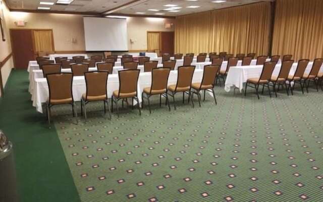 Courtyard By Marriott Merrillville