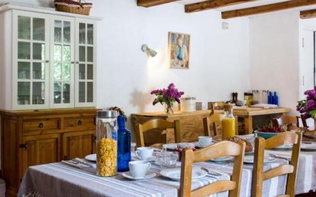 Gîte-Auberge de Montvilliers