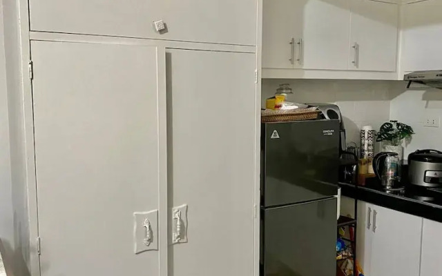 1 Bedroom With Free Parking