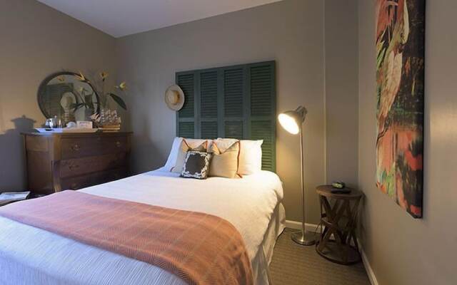 Rehoboth Guest House - Adults only