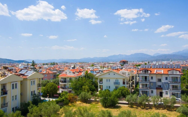 Ayilmaz Apart