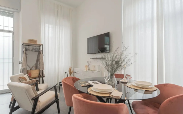 Piccola Como Lotus by Rent all Como