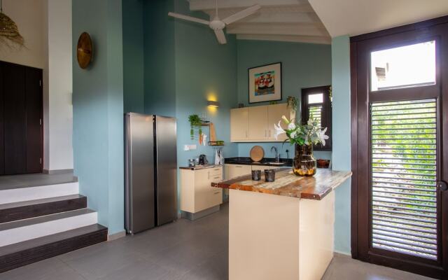 Blue Bay Bungalows - The Garden
