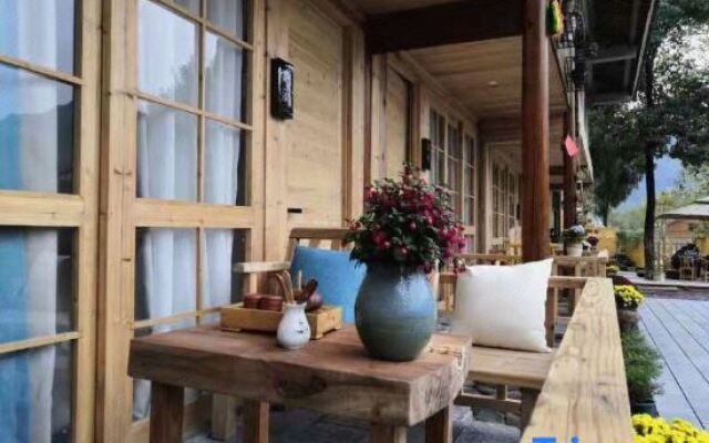 Yunshe Puju Guesthouse