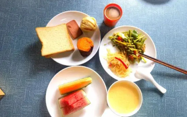 Jiadun Holiday Hotel