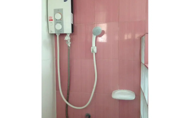 Yaowamal Apartment