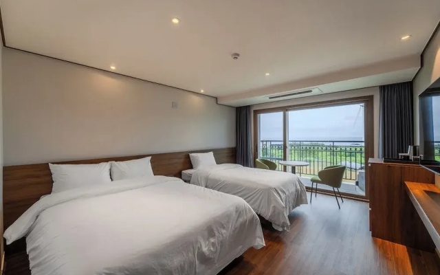 Wavejeju Hotel & Resort