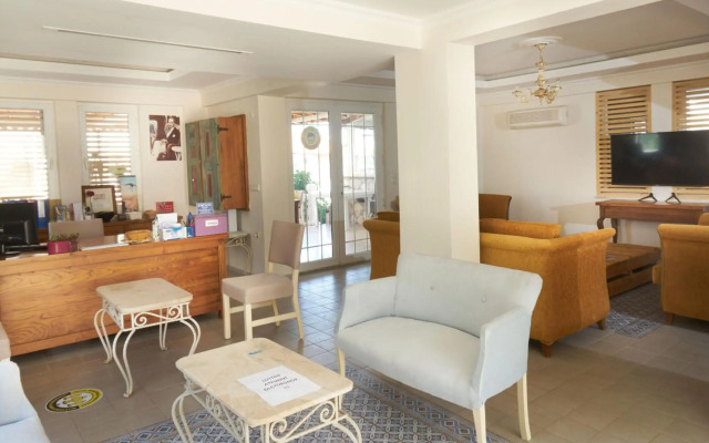 Mesa Suite Hotel