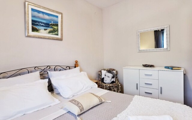 Vinx - Grill and Terrace - A2