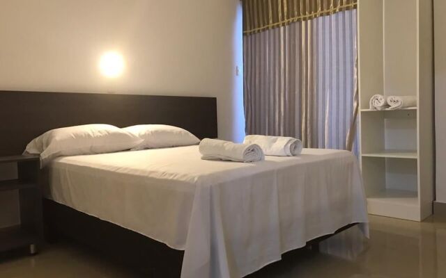 Mare S&M Hostal