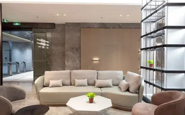 Charmjoy Hotel