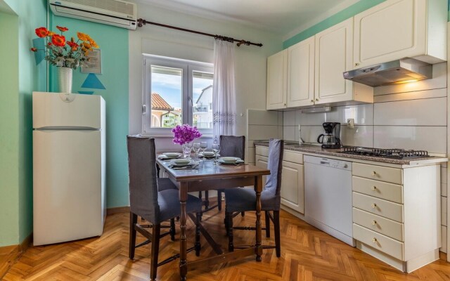 Nice Home in Medulin With Wifi and 2 Bedrooms