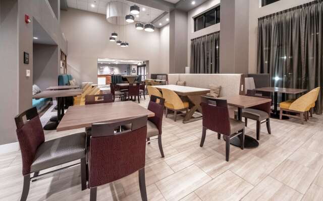 Hampton Inn & Suites Santa Maria