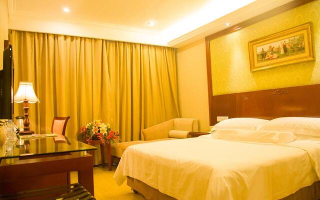 Vienna Hotel Xiangyang Railway Station
