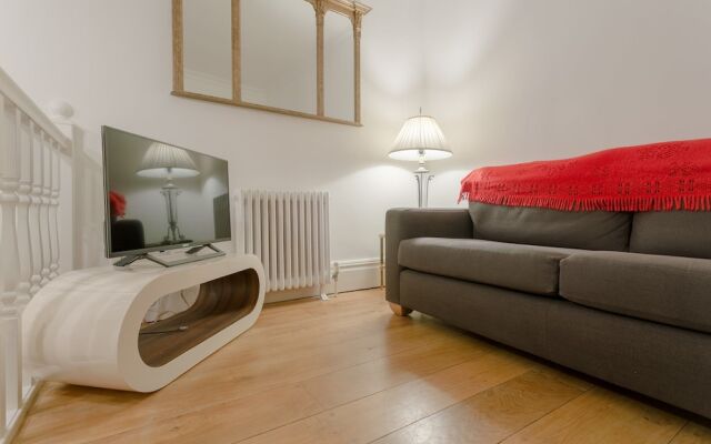 Home With Roof Terrace Hampstead Village