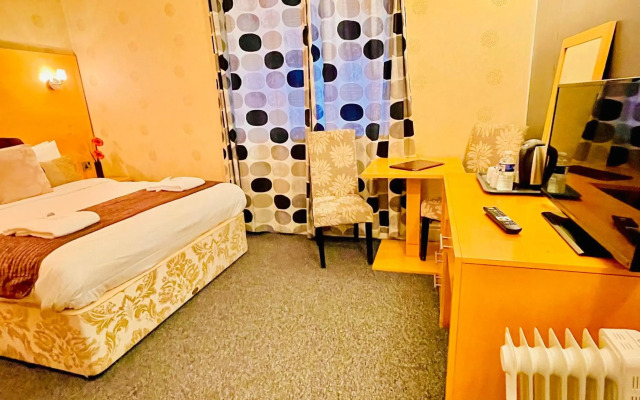 Trivelles Park Hotel