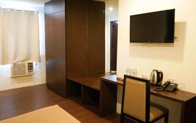 Tacloban Plaza Hotel
