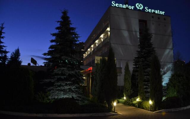 Hotel Senator