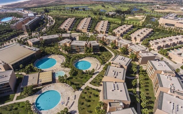 Salgados Beach Vila das Lagoas