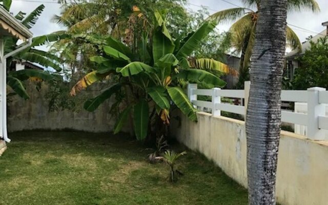 House With 3 Bedrooms in Sainte-anne, With Enclosed Garden and Wifi