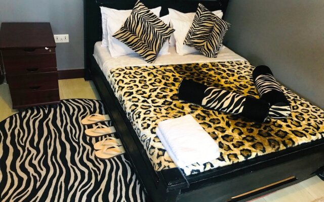 Savannah House - Hostel