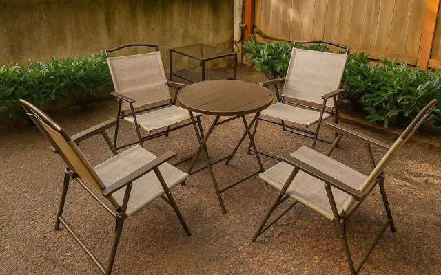 Modern North Seattle Getaway