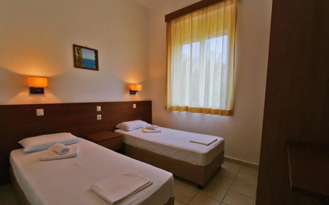 Monachus Monachus Apartments