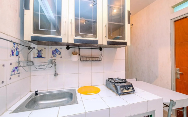 Comfort And Cozy Living 2Br At Cibubur Village Apartment